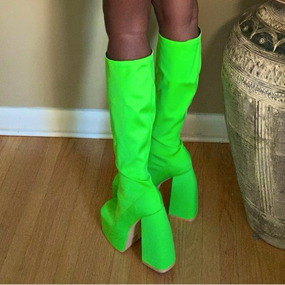 Green chunky boots